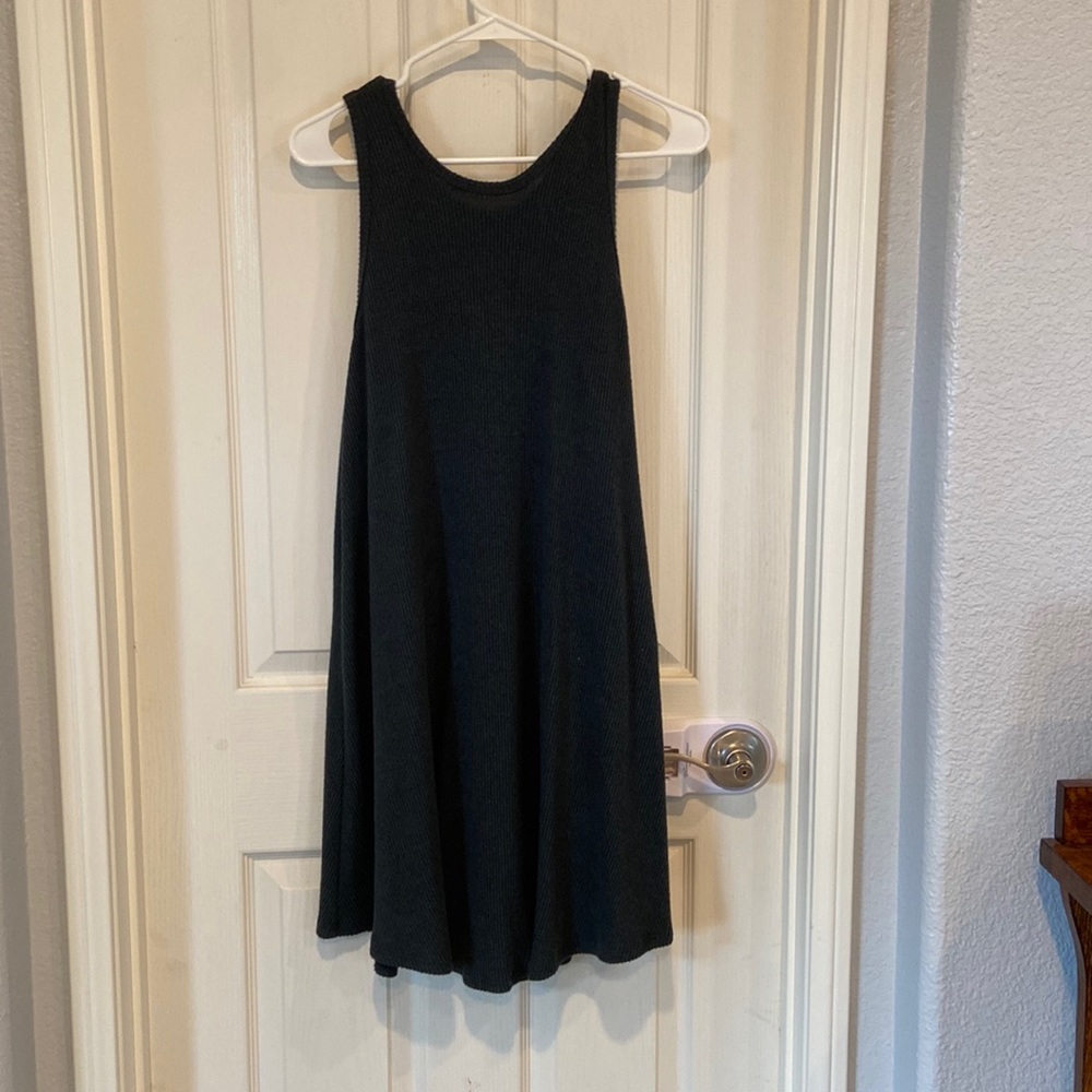 Kaitlyn green dress